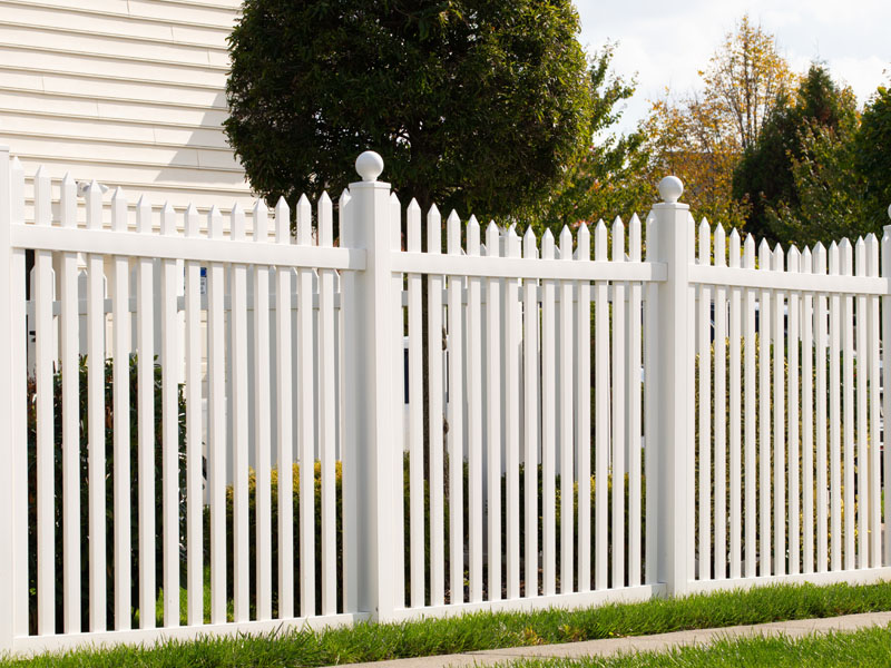 Residential Vinyl Fence - Indianapolis