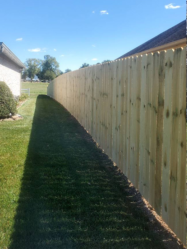 Wood Fence contractor located in Indianapolis, Indiana