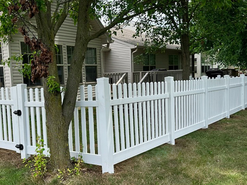 vinyl fence Franklin Indiana